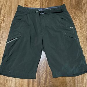 Mountain Hardwear Men’s Hiking Shorts Size 32 Dark Green Outdoor Trail Belted